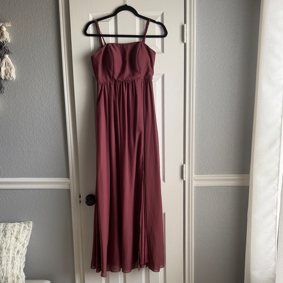 Chic Wine Maxi Dress - Picture 4 of 7